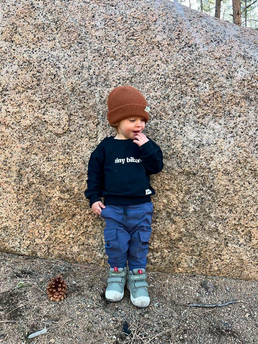 Kid's Organic Pullover in Black